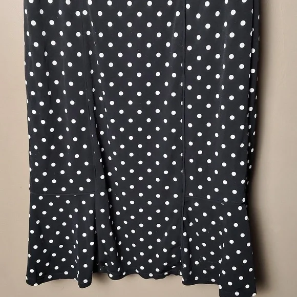 White House Black Market Lined Black Sleeveless Dress W White Polka Dots Size 6 - Picture 5 of 8